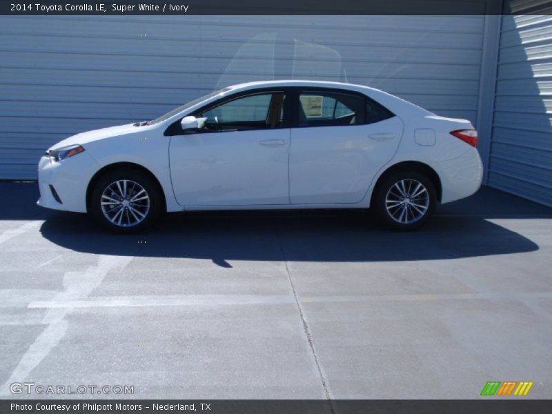 Super White / Ivory 2014 Toyota Corolla LE