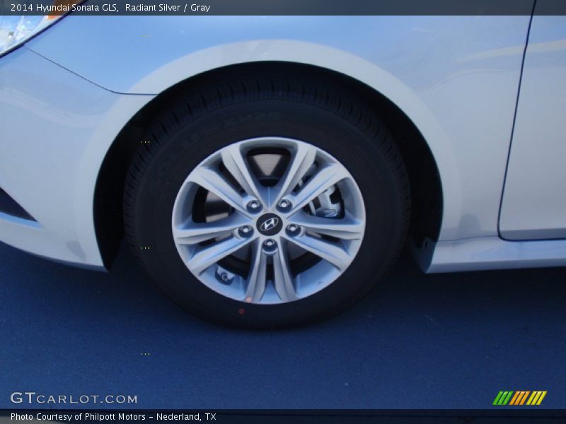 Radiant Silver / Gray 2014 Hyundai Sonata GLS