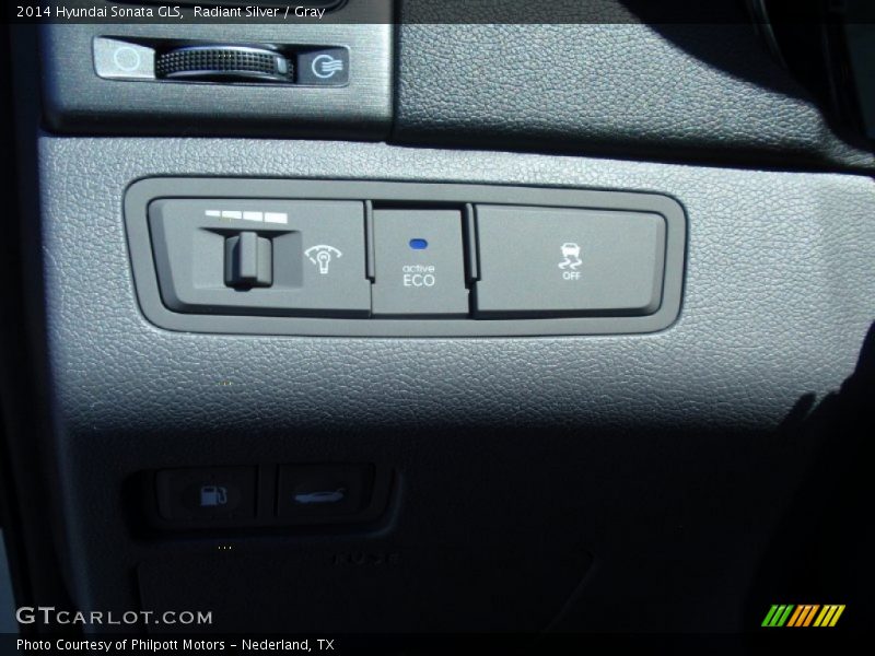 Radiant Silver / Gray 2014 Hyundai Sonata GLS