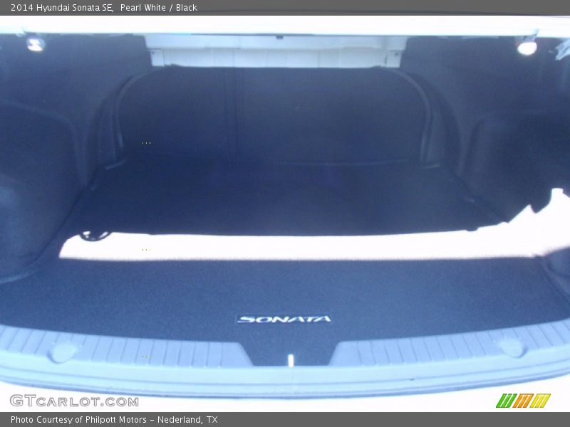 Pearl White / Black 2014 Hyundai Sonata SE