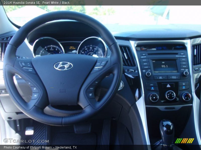 Pearl White / Black 2014 Hyundai Sonata SE