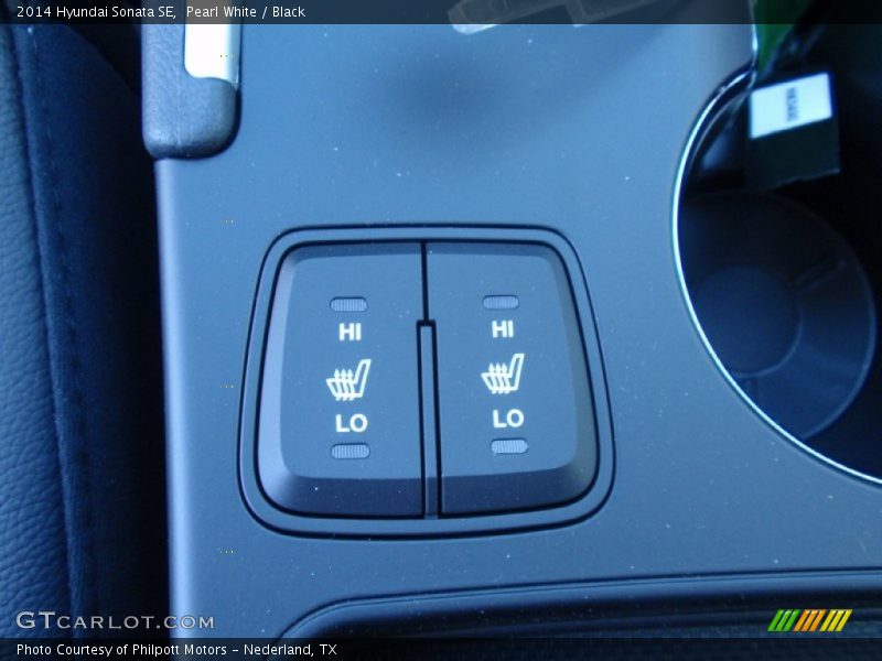 Pearl White / Black 2014 Hyundai Sonata SE