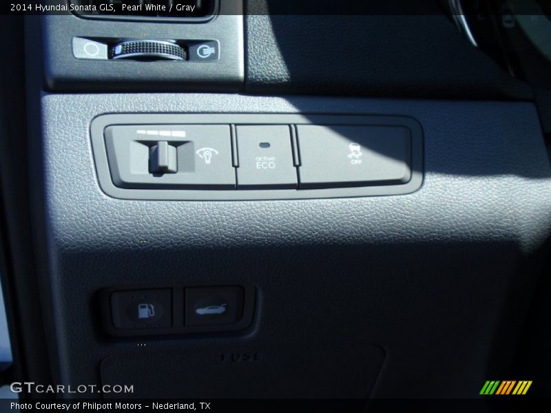 Pearl White / Gray 2014 Hyundai Sonata GLS