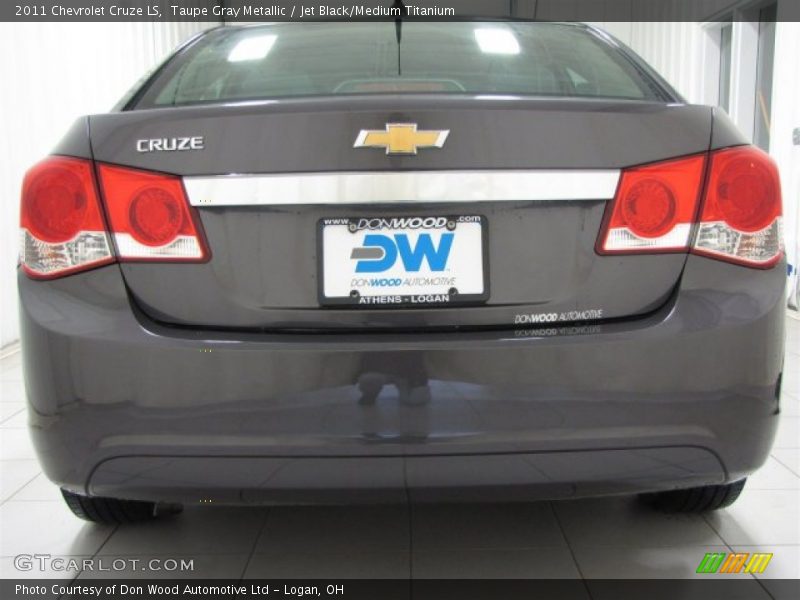 Taupe Gray Metallic / Jet Black/Medium Titanium 2011 Chevrolet Cruze LS