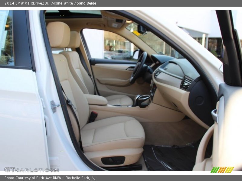 Alpine White / Sand Beige 2014 BMW X1 xDrive28i