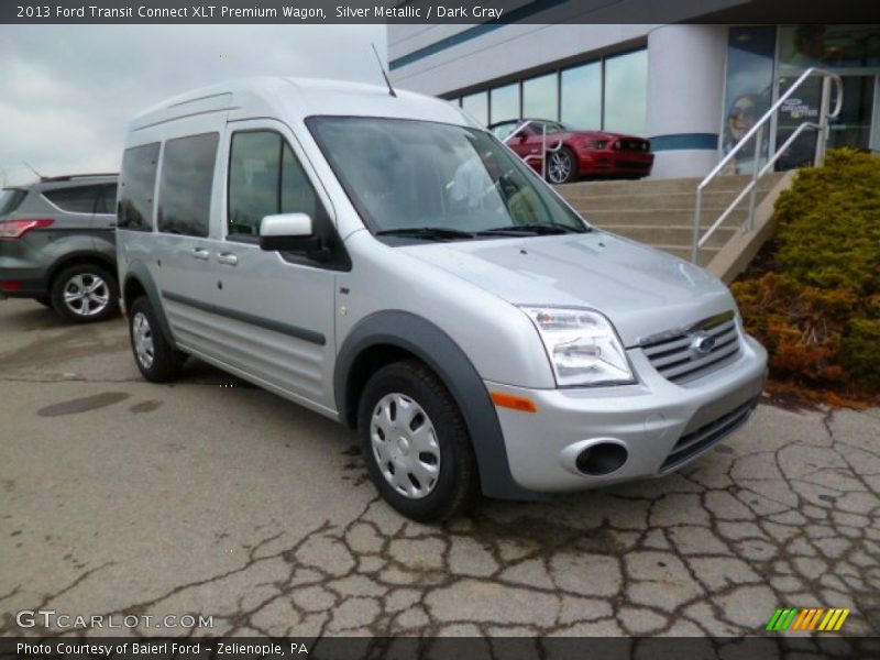 Front 3/4 View of 2013 Transit Connect XLT Premium Wagon