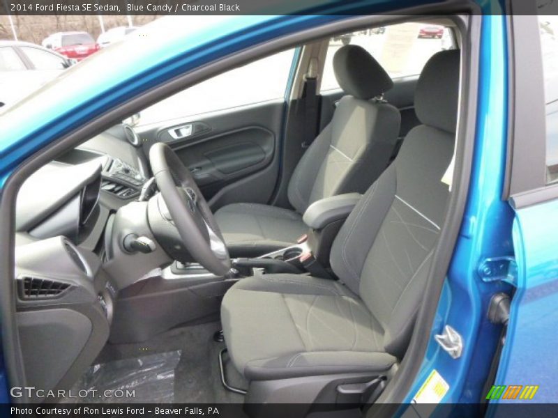 Blue Candy / Charcoal Black 2014 Ford Fiesta SE Sedan