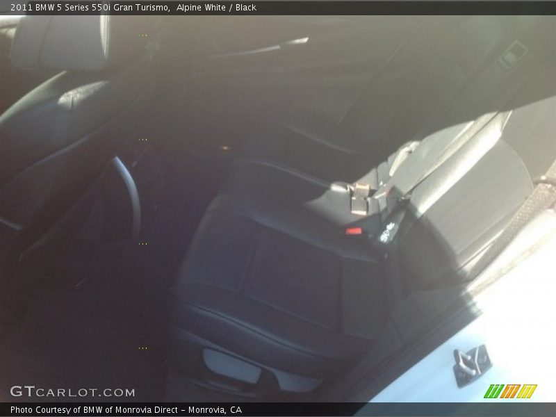 Alpine White / Black 2011 BMW 5 Series 550i Gran Turismo