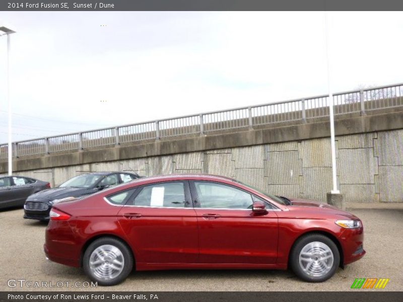 Sunset / Dune 2014 Ford Fusion SE