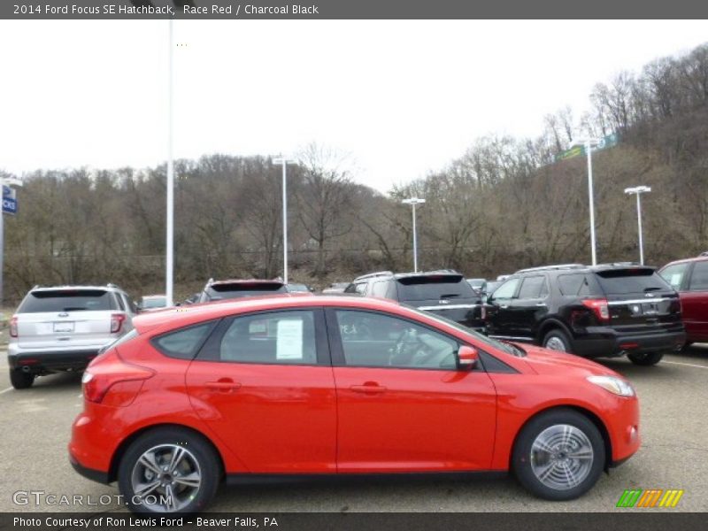 Race Red / Charcoal Black 2014 Ford Focus SE Hatchback