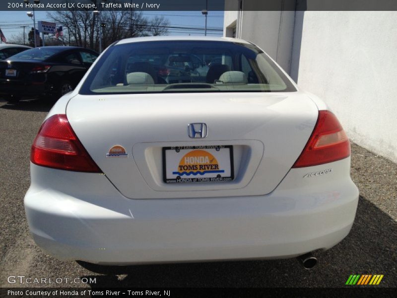 Taffeta White / Ivory 2004 Honda Accord LX Coupe