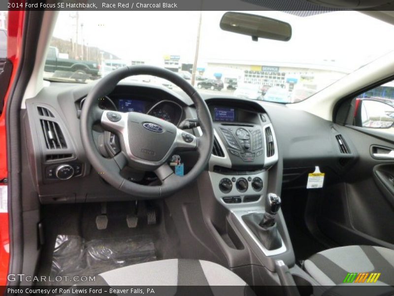 Race Red / Charcoal Black 2014 Ford Focus SE Hatchback