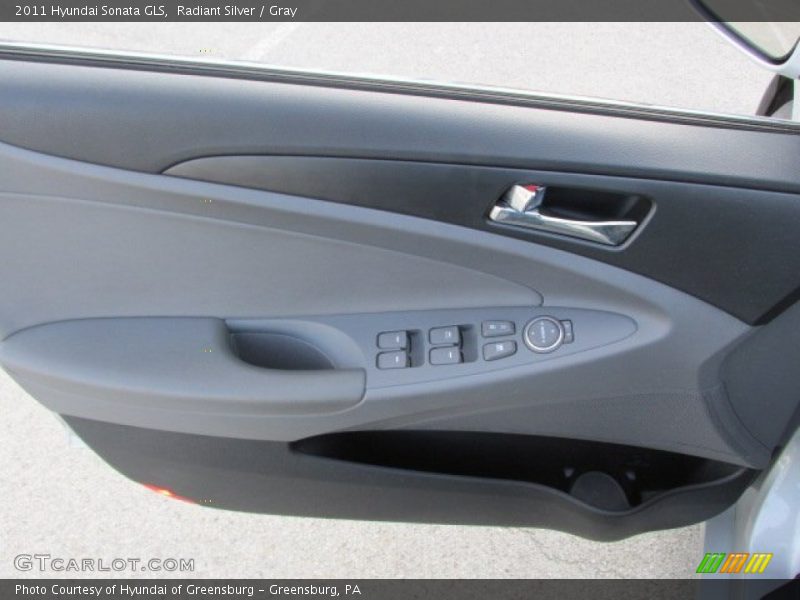 Radiant Silver / Gray 2011 Hyundai Sonata GLS