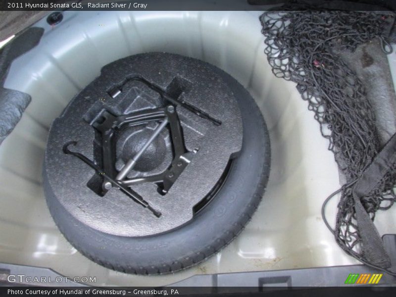 Radiant Silver / Gray 2011 Hyundai Sonata GLS