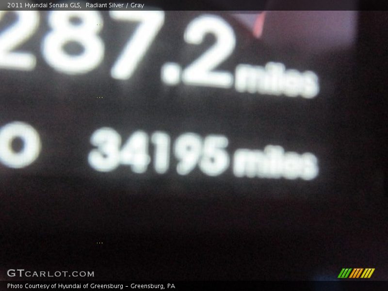 Radiant Silver / Gray 2011 Hyundai Sonata GLS