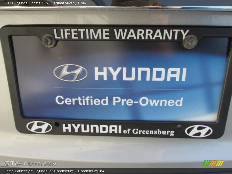 Radiant Silver / Gray 2011 Hyundai Sonata GLS
