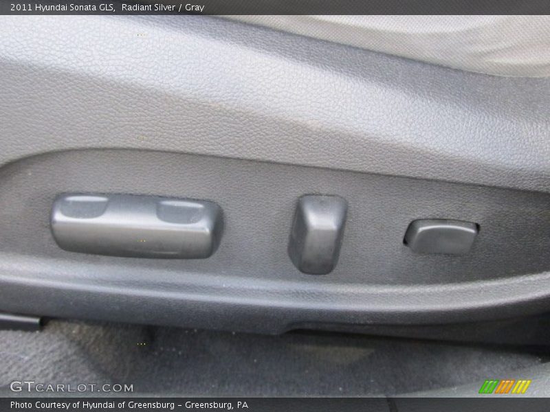Radiant Silver / Gray 2011 Hyundai Sonata GLS