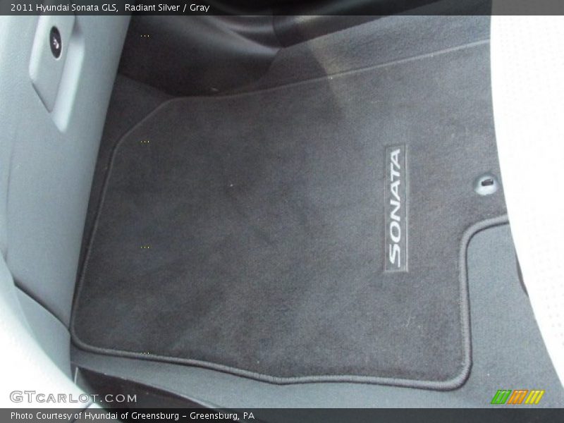 Radiant Silver / Gray 2011 Hyundai Sonata GLS