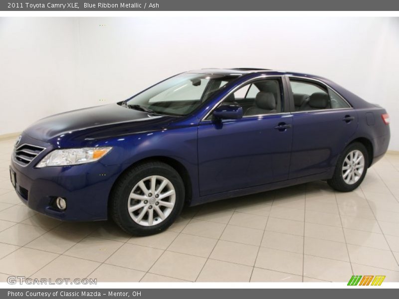 Blue Ribbon Metallic / Ash 2011 Toyota Camry XLE