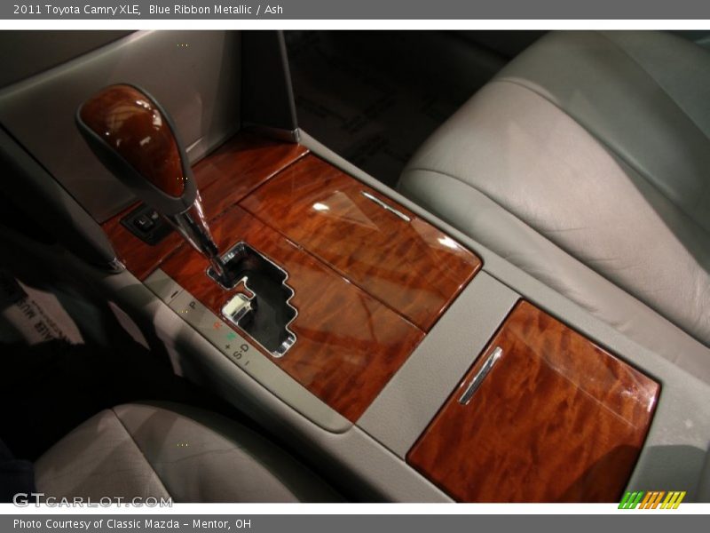 Blue Ribbon Metallic / Ash 2011 Toyota Camry XLE