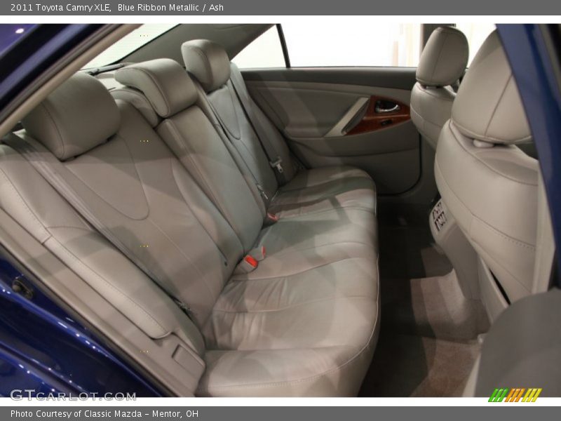 Blue Ribbon Metallic / Ash 2011 Toyota Camry XLE