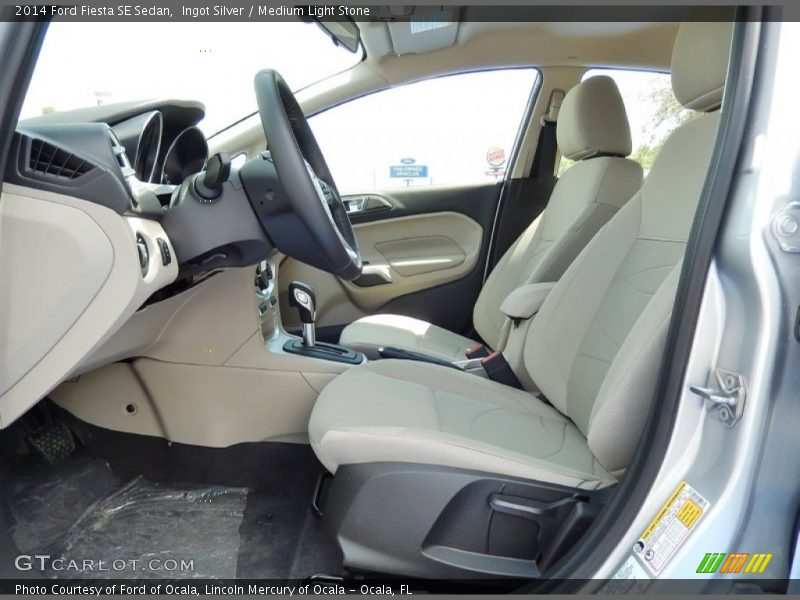 Ingot Silver / Medium Light Stone 2014 Ford Fiesta SE Sedan