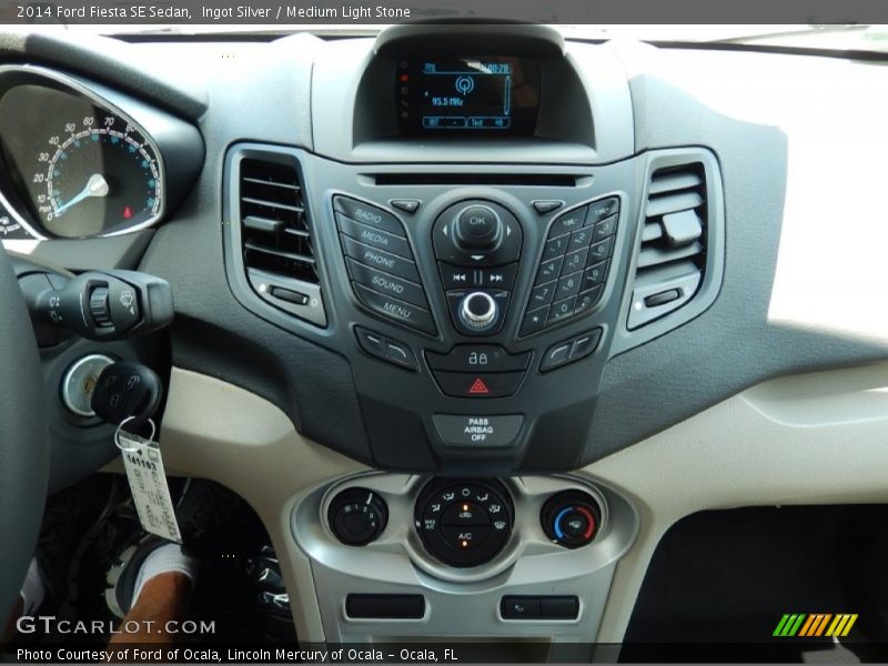 Ingot Silver / Medium Light Stone 2014 Ford Fiesta SE Sedan