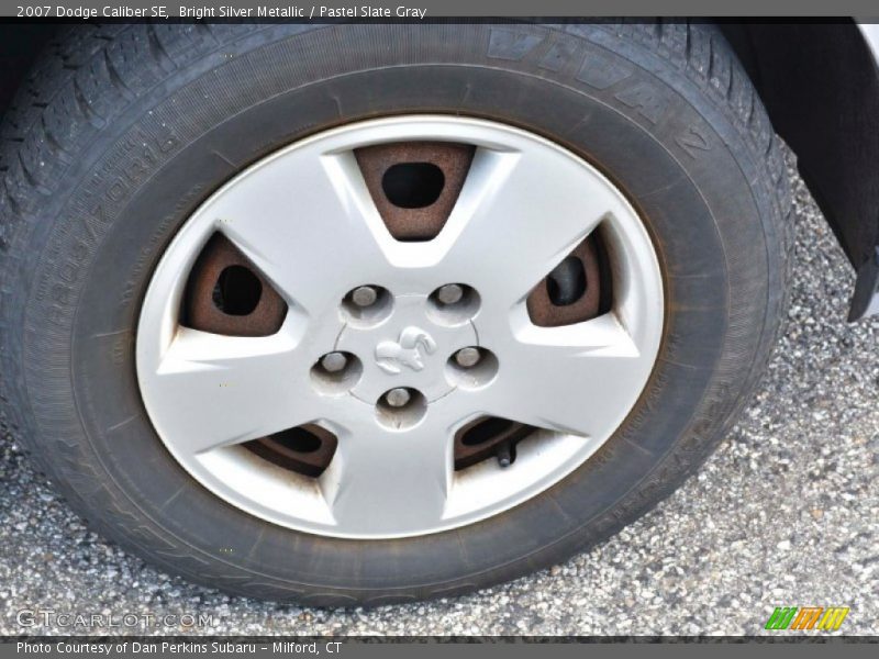 Bright Silver Metallic / Pastel Slate Gray 2007 Dodge Caliber SE