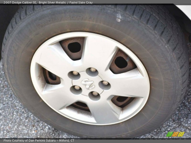 Bright Silver Metallic / Pastel Slate Gray 2007 Dodge Caliber SE