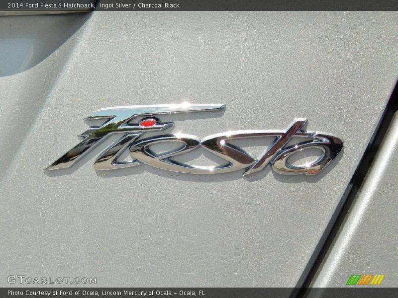 Ingot Silver / Charcoal Black 2014 Ford Fiesta S Hatchback