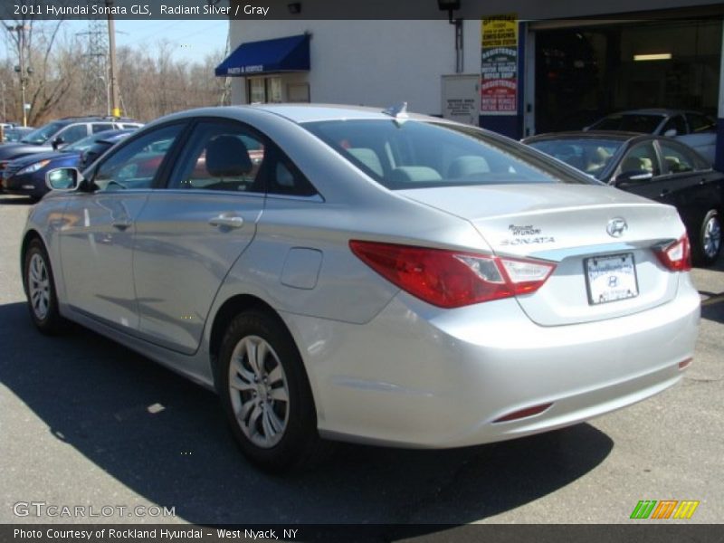 Radiant Silver / Gray 2011 Hyundai Sonata GLS
