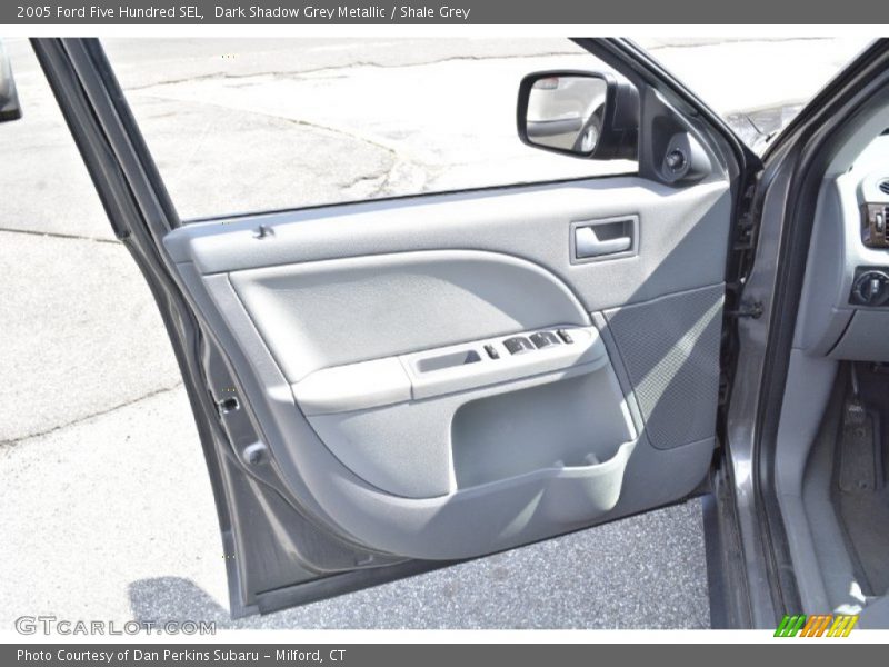 Dark Shadow Grey Metallic / Shale Grey 2005 Ford Five Hundred SEL