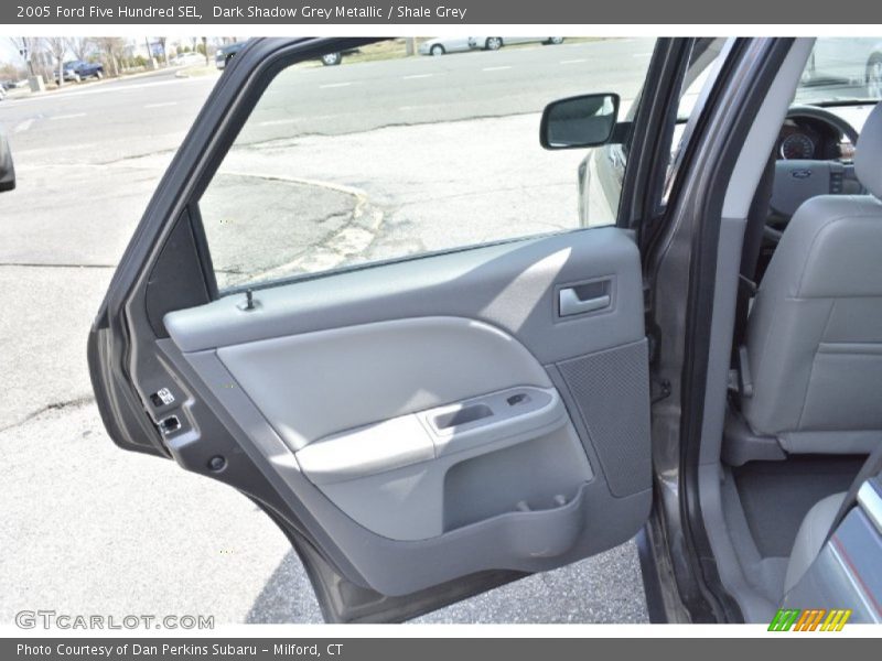 Dark Shadow Grey Metallic / Shale Grey 2005 Ford Five Hundred SEL