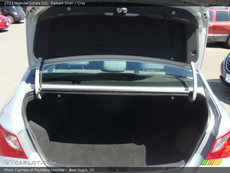 Radiant Silver / Gray 2011 Hyundai Sonata GLS