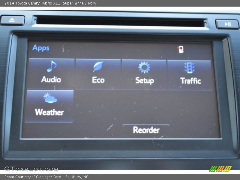 Super White / Ivory 2014 Toyota Camry Hybrid XLE