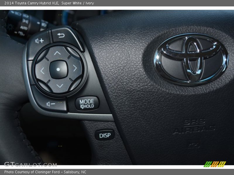 Super White / Ivory 2014 Toyota Camry Hybrid XLE
