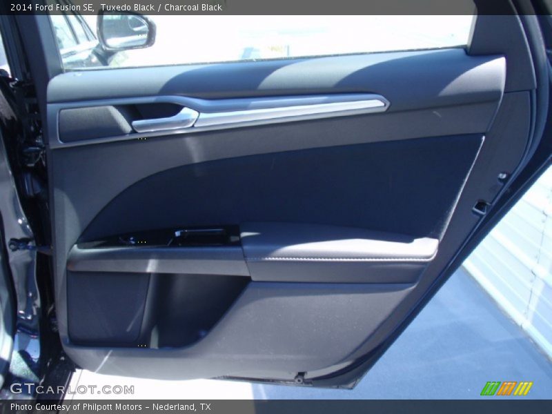 Tuxedo Black / Charcoal Black 2014 Ford Fusion SE