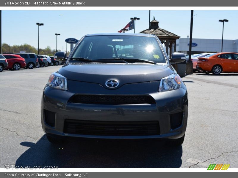 Magnetic Gray Metallic / Black 2014 Scion xD