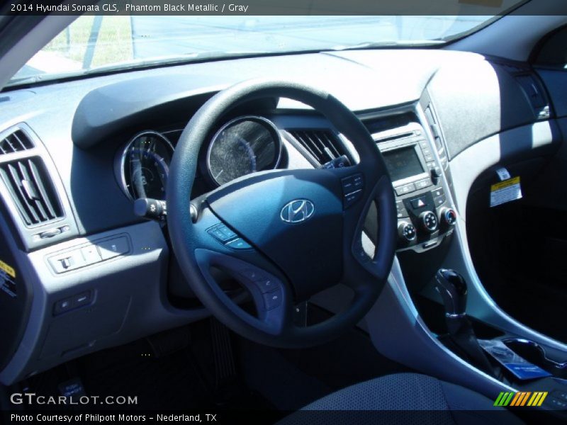 Phantom Black Metallic / Gray 2014 Hyundai Sonata GLS