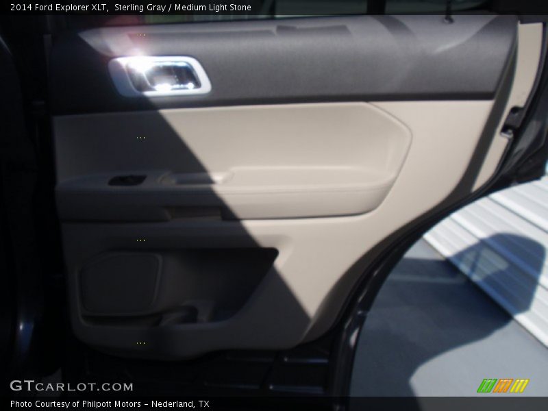 Sterling Gray / Medium Light Stone 2014 Ford Explorer XLT