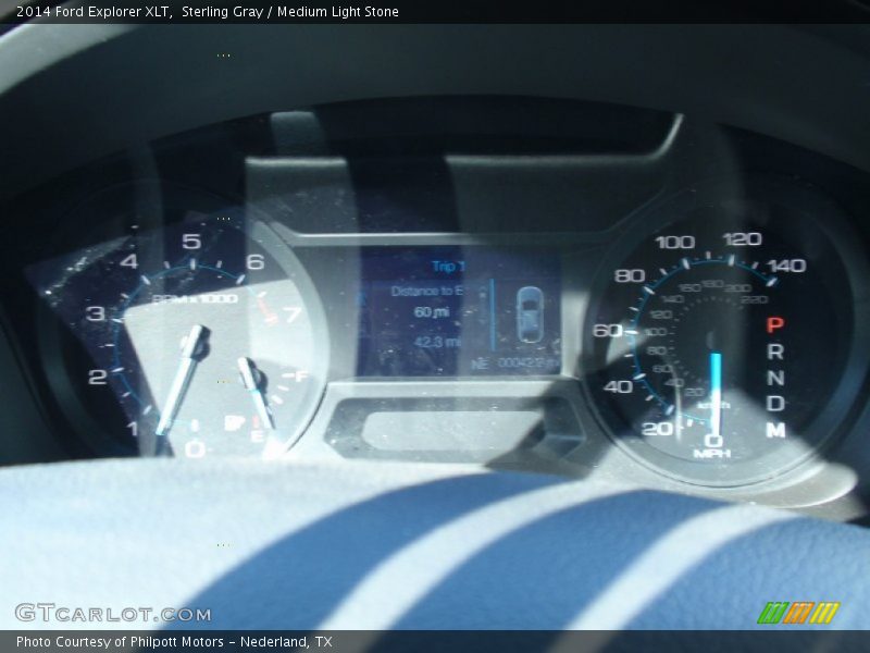 Sterling Gray / Medium Light Stone 2014 Ford Explorer XLT
