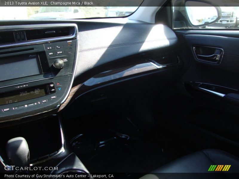 Champagne Mica / Black 2013 Toyota Avalon XLE