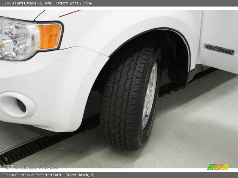 Oxford White / Stone 2008 Ford Escape XLS 4WD