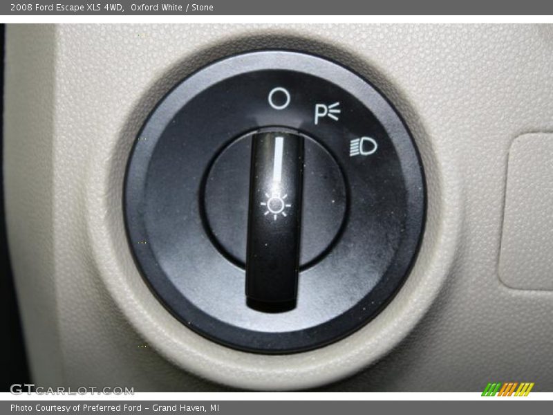 Oxford White / Stone 2008 Ford Escape XLS 4WD