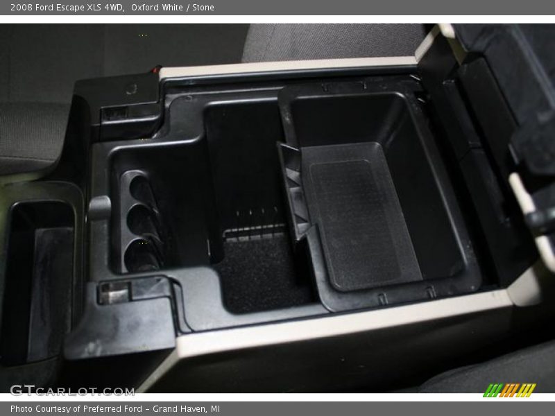 Oxford White / Stone 2008 Ford Escape XLS 4WD