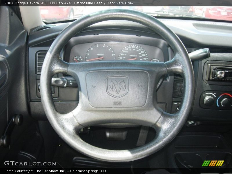 Patriot Blue Pearl / Dark Slate Gray 2004 Dodge Dakota SXT Club Cab 4x4