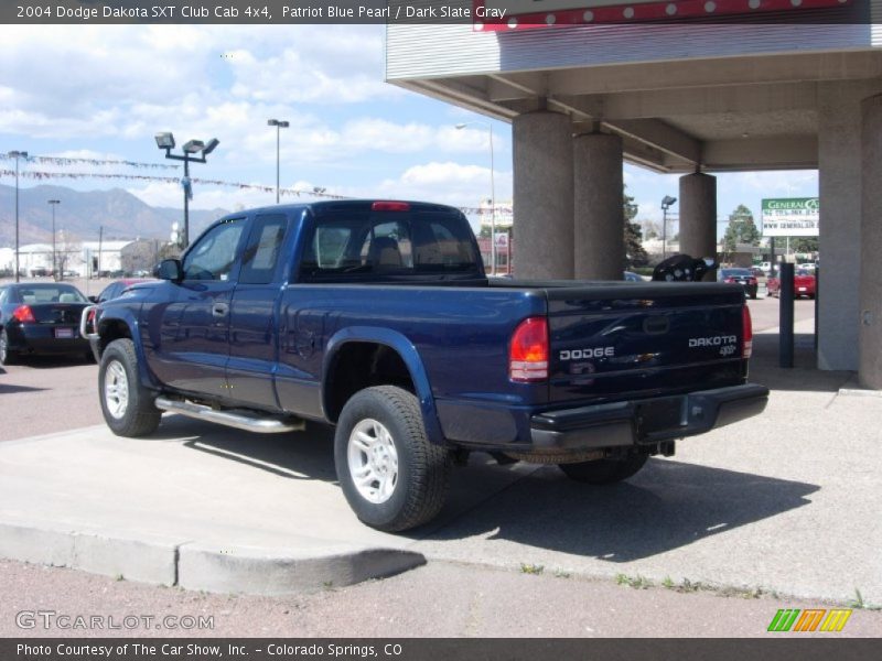 Patriot Blue Pearl / Dark Slate Gray 2004 Dodge Dakota SXT Club Cab 4x4