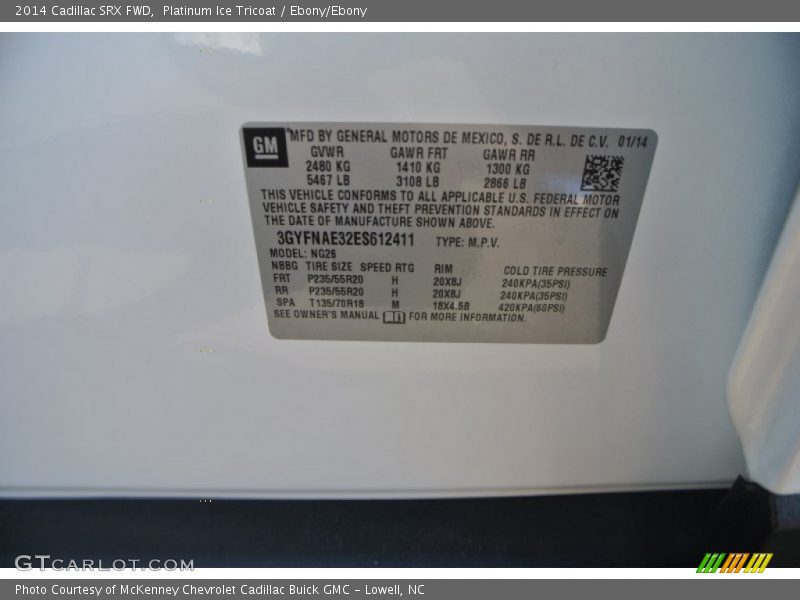 Platinum Ice Tricoat / Ebony/Ebony 2014 Cadillac SRX FWD