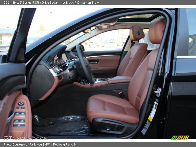 Jet Black / Cinnamon Brown 2014 BMW 5 Series 535i xDrive Sedan