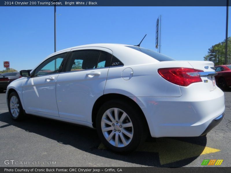 Bright White / Black 2014 Chrysler 200 Touring Sedan